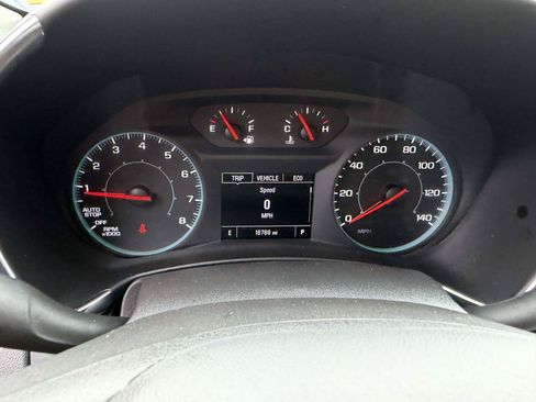 Certified 2023 Chevrolet Equinox LS AWD/4WD image 24