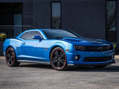 Used 2013 Chevrolet Camaro SS w/ Hot Wheels Special Edition image 37