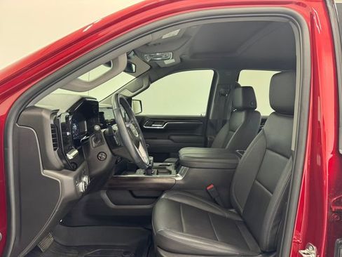 Used 2025 GMC Sierra 1500 SLT RWD image 16