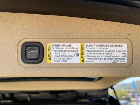 Used 2008 GMC Yukon XL Denali image 11