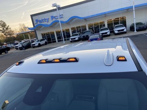 Used 2024 GMC Sierra 2500 SLT w/ Texas SLT Premium Package image 28