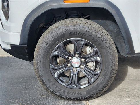 Certified 2024 GMC Canyon Elevation w/ Convenience Package image 13