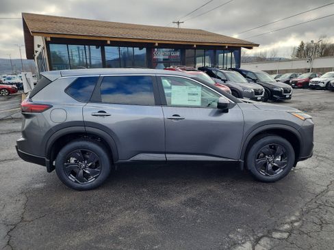 New 2026 Nissan Rogue SV image 9