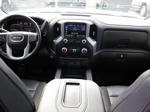 Used 2022 GMC Sierra 3500 SLT w/ SLT Convenience Package image 15