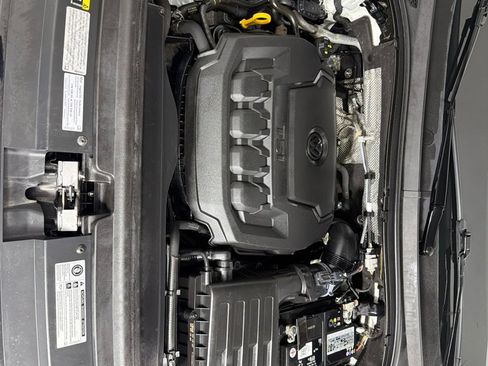 Used 2019 Volkswagen Tiguan SE image 27