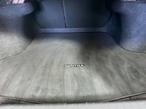 Used 2022 Nissan Sentra SV FWD image 32