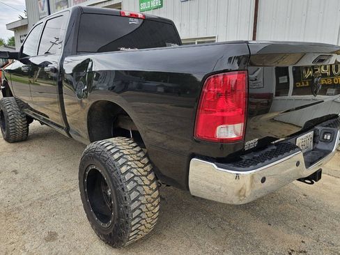 Used 2015 RAM 2500 Tradesman w/ Chrome Appearance Group AWD/4WD image 11