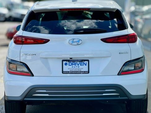 Used 2022 Hyundai Kona SEL w/ Convenience Package image 4