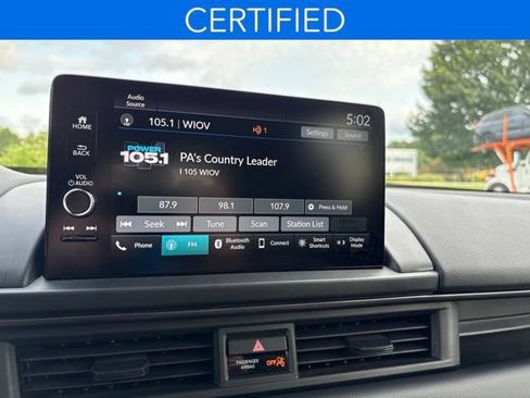 Certified 2025 Honda Pilot TrailSport image 19