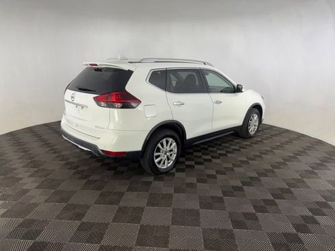 Used 2019 Nissan Rogue SV AWD/4WD image 16