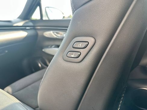 Used 2023 Genesis GV70 3.5T Sport AWD/4WD image 28