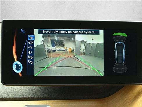 Used 2014 BMW i3 w/ Range Extender image 16