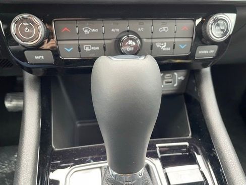 New 2026 Jeep Compass Limited AWD/4WD image 14