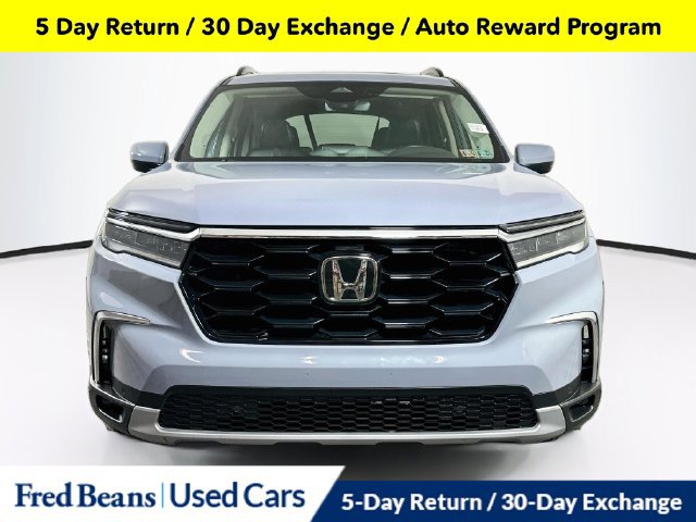 Used 2023 Honda Pilot Touring image 3