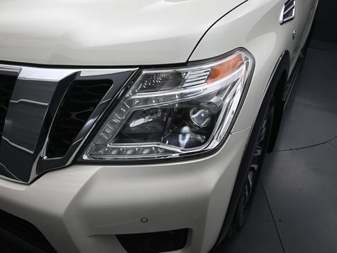 Used 2019 Nissan Armada SL w/ Premium Package AWD/4WD image 2