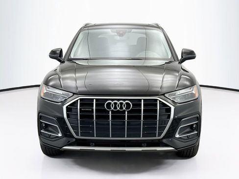 Certified 2023 Audi Q5 2.0T Premium w/ Convenience Package image 2