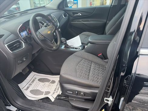 Used 2024 Chevrolet Equinox LT image 11
