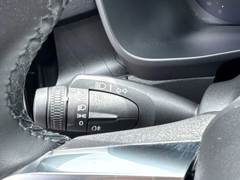Certified 2023 Volvo C40 P8 Recharge Ultimate w/ Protection Package Premier AWD/4WD image 20