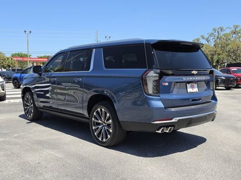 New 2026 Chevrolet Suburban High Country RWD image 4