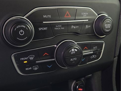 Used 2019 Dodge Charger R/T image 14