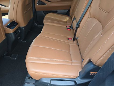 Certified 2025 INFINITI QX60 Sensory image 15