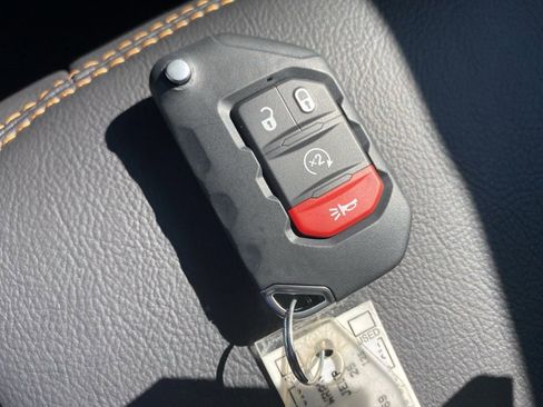 New 2025 Jeep Wrangler Sahara w/ Safety Group image 31