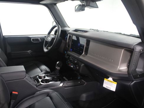 New 2025 Ford Bronco Outer Banks image 29