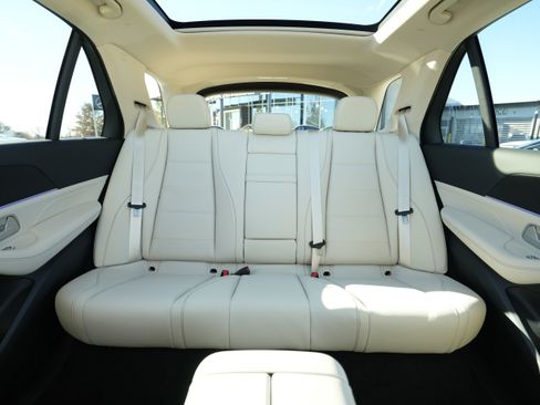 New 2026 Mercedes-Benz GLE 450 4MATIC image 34