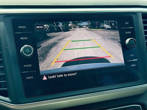 Used 2019 Volkswagen Atlas SE w/ Towing Package FWD image 13