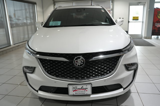 Used 2024 Buick Enclave Avenir w/ Avenir Technology Package AWD/4WD image 6