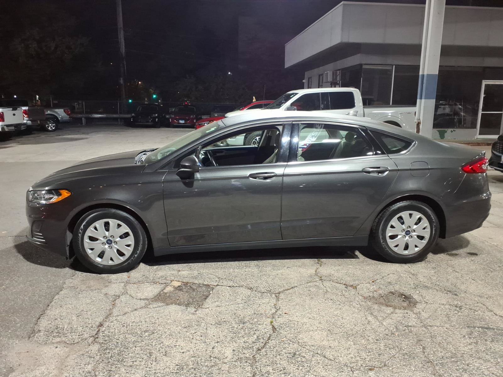Used 2020 Ford Fusion S FWD image 6