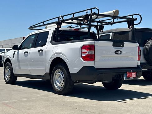 Used 2025 Ford Maverick XLT w/ Equipment Group 302A AWD/4WD image 7