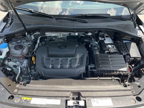Used 2019 Volkswagen Tiguan SEL Premium AWD/4WD image 11