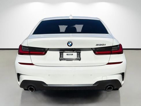 Used 2019 BMW 330i 330i w/ M Sport Package image 4