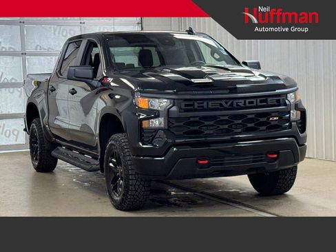 New 2026 Chevrolet Silverado 1500 Custom Trail Boss AWD/4WD image 1