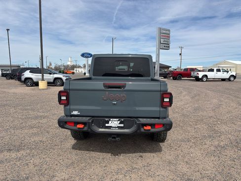 New 2026 Jeep Gladiator Mojave image 5