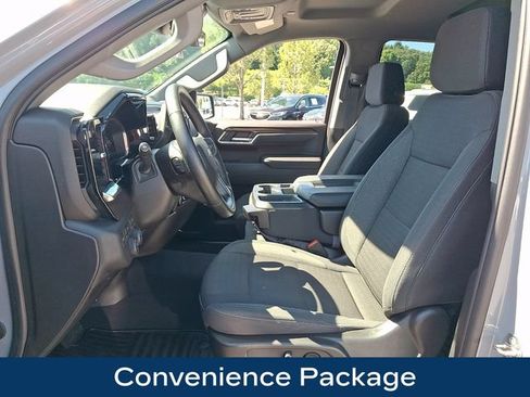 Used 2024 Chevrolet Silverado 1500 LT AWD/4WD image 2