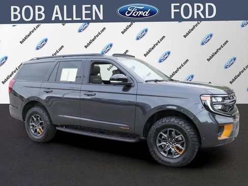 Used 2025 Ford Expedition Tremor AWD/4WD image 2