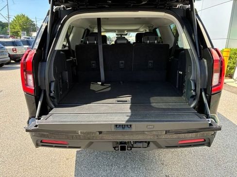 Certified 2025 Ford Expedition Max Active AWD/4WD image 10
