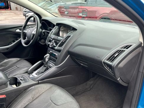 Used 2013 Ford Focus Titanium w/ Titanium Handling Pkg FWD image 16
