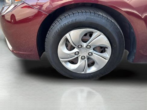 Used 2015 Honda Civic LX image 29