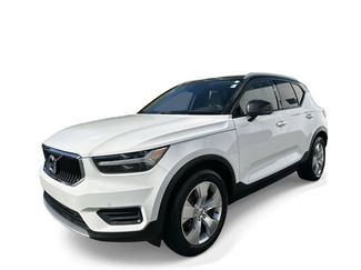 Used 2020 Volvo XC40 T4 Momentum video 1