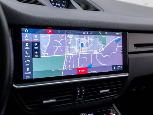 Used 2021 Porsche Cayenne E-Hybrid image 25