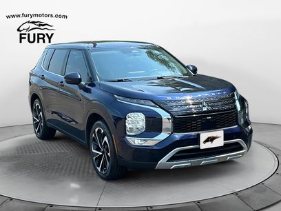 Used 2022 Mitsubishi Outlander SE
