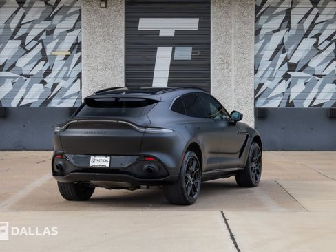 Used 2022 Aston Martin DBX image 15