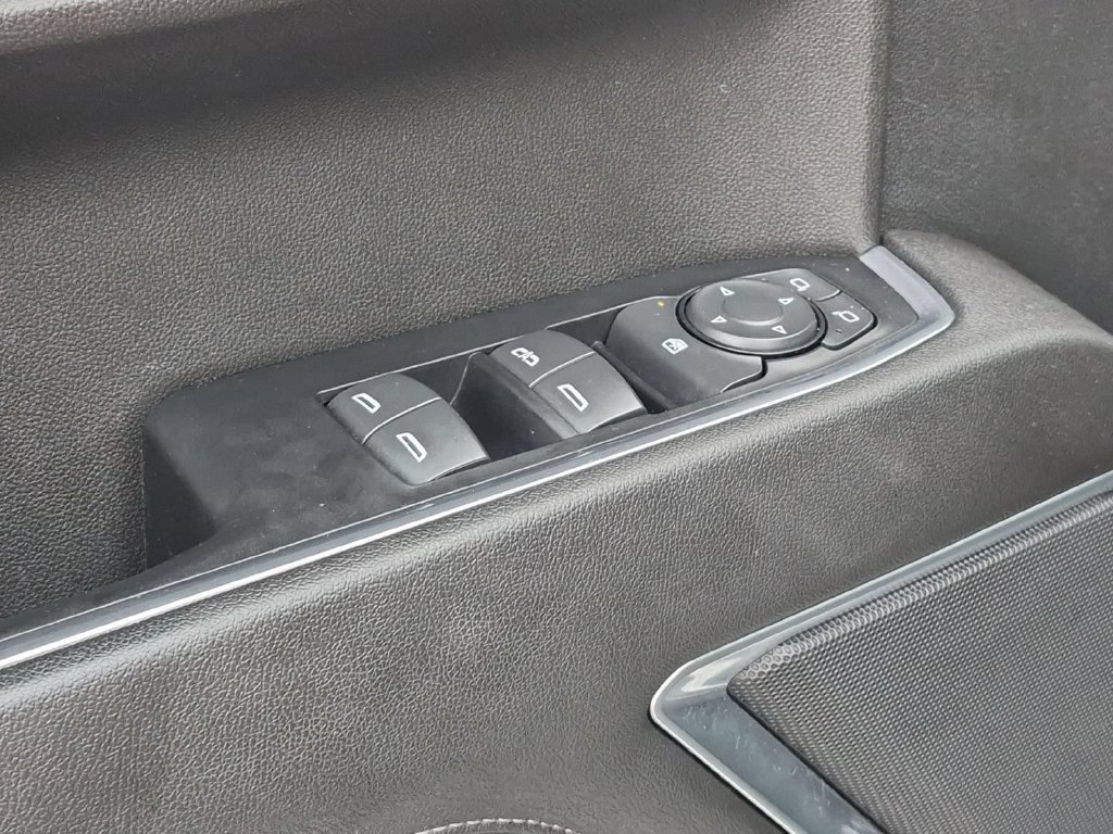 Used 2022 Chevrolet Silverado 1500 RST AWD/4WD image 15