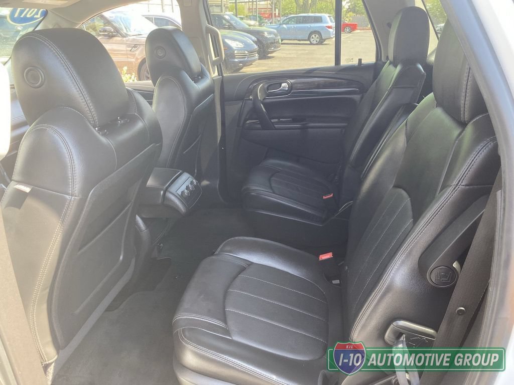 Used 2017 Buick Enclave Leather FWD image 16