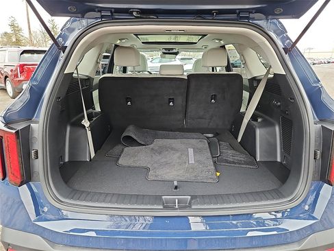 Certified 2025 Kia Sorento S w/ Panoramic Sunroof Package image 32