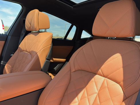 New 2026 BMW X6 xDrive40i image 11