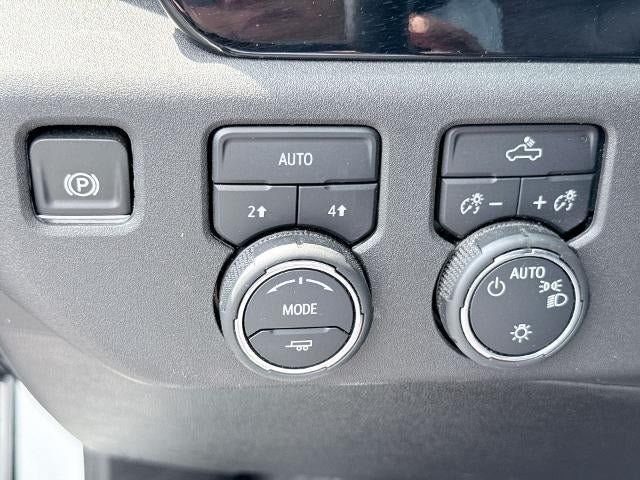 Certified 2024 Chevrolet Silverado 1500 LT AWD/4WD image 18